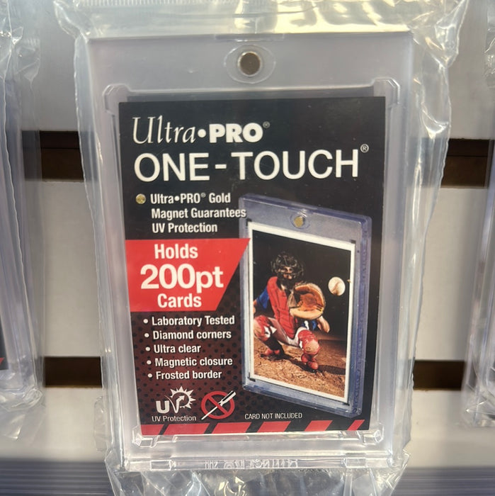 Ultrapro Uv One-Touch 200Pt Card Holder